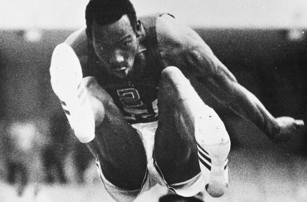 Viaggio nella vita dei campioni, con AiCS e Daniele Masala: nasce oggi Robert “Bob” Beamon 