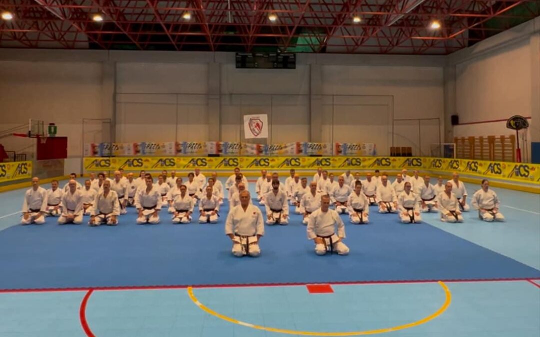 Karate, concluso con successo il Corso di Aggiornamento Nazionale AiCS a Padova!